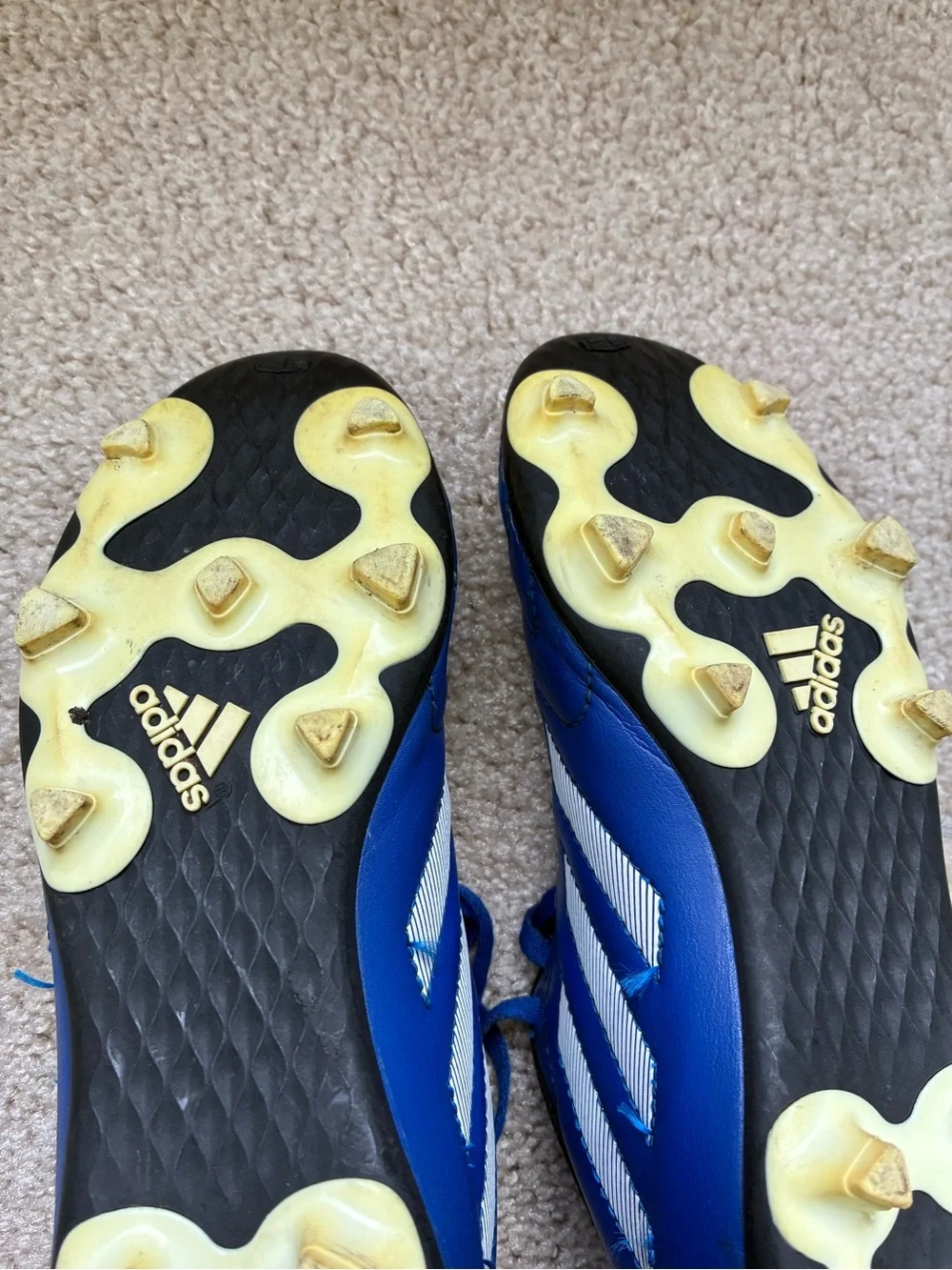 adidas GOLETTO VIII FIRM GROUND CLEATS Kids size 2.5
